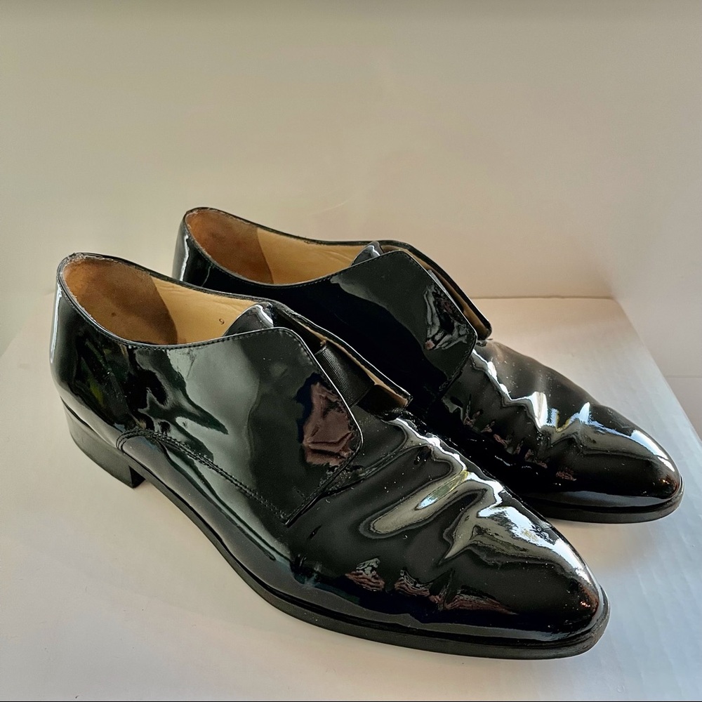 Authentic made in Spain leather loafers.